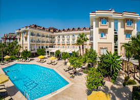 L'Oceanica Beach Resort 2