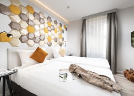 Three Corners Hotel Art 2