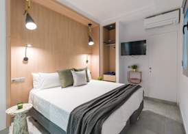 Tusity One Self Check-in Apartments 5