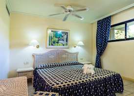 Apartamentos BlueBay Beach Club 5