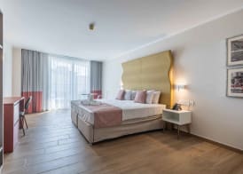 Seaview Hotel - Adults Only 16 Plus 4