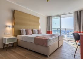 Seaview Hotel - Adults Only 16 Plus 2