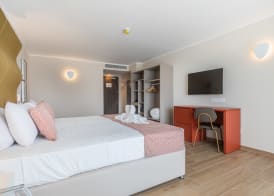 Seaview Hotel - Adults Only 16 Plus 5