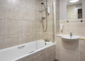 Cordia Serviced Apartments - Free on-site parking 4