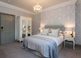 The Manor Elstree 4