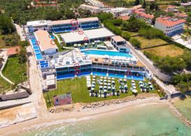 Cavo Orient Beach Hotel & Suites 2