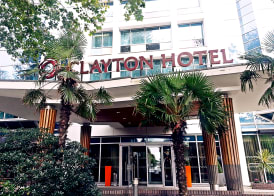 Clayton Hotel Chiswick 2