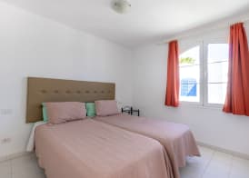 Apartamentos Corona Mar- Select Adults 4