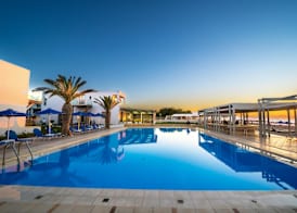 Adele Beach Hotel 4