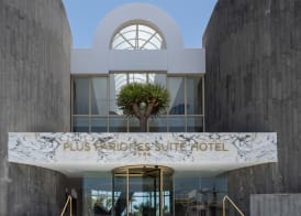 Plus Fariones Suite Hotel 2