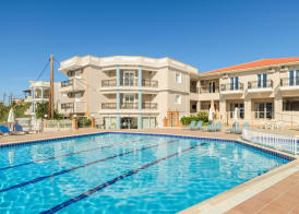 Karras Hotel 2