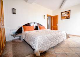 Intouriste Hotel & Suites 3