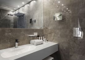 LHP Napoli Palace & SPA 4