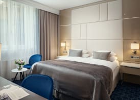 Hotel KINGS COURT 5