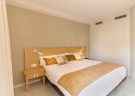 Hotel LIVVO Koala Garden 4