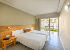 Hotel LIVVO Koala Garden 2