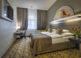 Hotel Essence 4