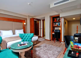 Dosso Dossi Hotels Old City 3