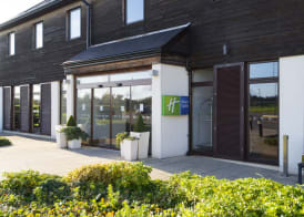 Holiday Inn Express LONDON - EPSOM DOWNS by IHG 4
