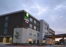 Holiday Inn Express & Suites MCKINNEY - FRISCO EAST by IHG 3