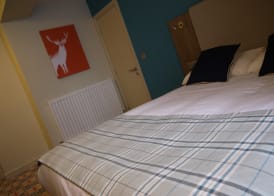 Cairn Hotel & Apartments 4