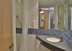 Holiday Inn Express FOLKESTONE - CHANNEL TUNNEL by IHG 5