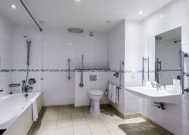 Holiday Inn LONDON - SUTTON by IHG 4