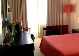 Carcavelos Beach Hotel 5