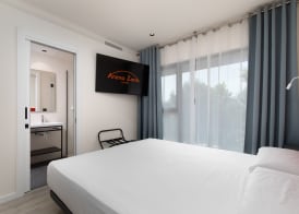 Arena Zone Hotel 5