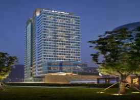 Hotel Indigo SHANGHAI ON THE BUND by IHG 4