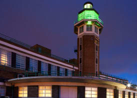 Crowne Plaza LIVERPOOL JOHN LENNON AIRPORT by IHG 2