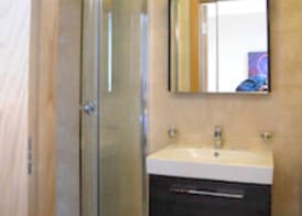 Kings Cross Inn Hotel 4