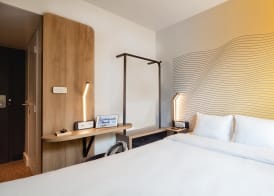 B&B HOTEL Paris Porte des Lilas 2