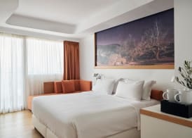 Olive Green Hotel 5