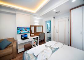 Lika Hotel 5