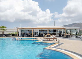 Orizontes Hotel Santorini 5