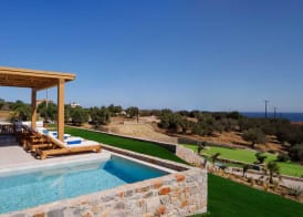 Deos Luxury Suites - Adults Only 5