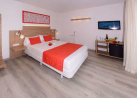 Cala Llenya Resort Ibiza 3