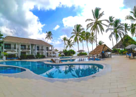 Protels La Plage Resort 5