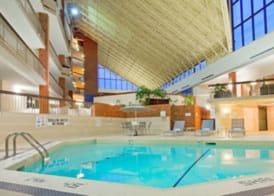 Holiday Inn OAKVILLE (CENTRE) by IHG 3