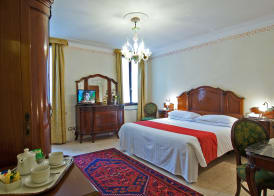 Hotel La Fenice et Des Artistes 5