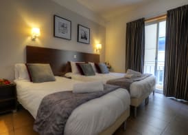 Carlton Hotel 3