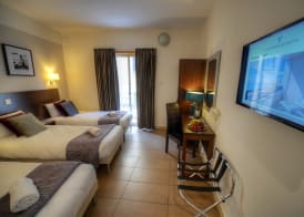 Carlton Hotel 5