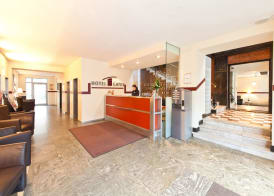 Hotel Gates 2