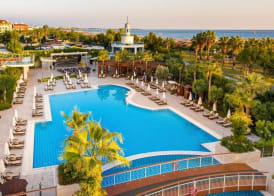 Commodore Elite Suites & Spa Hotel 3