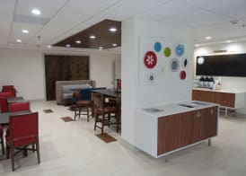 Holiday Inn Express & Suites BRENTWOOD by IHG 5