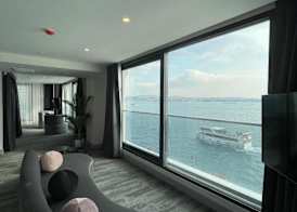 The Pera Bosphorus Hotel 2