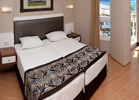 Azak Hotel 4