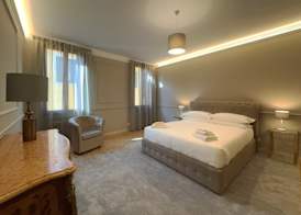 San Vio Palace Luxury Apartments 4