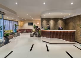 Savoy Crest Hotel Apartments 4